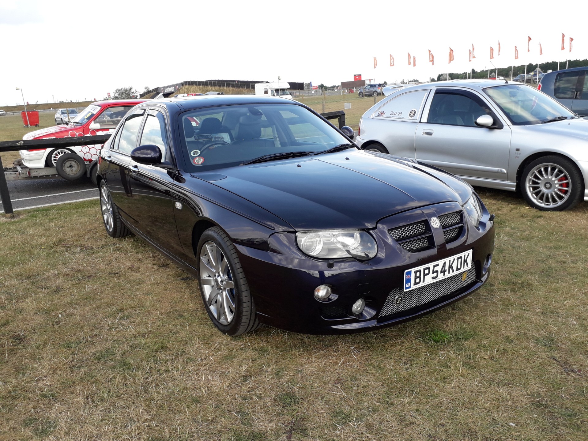 MG ZT